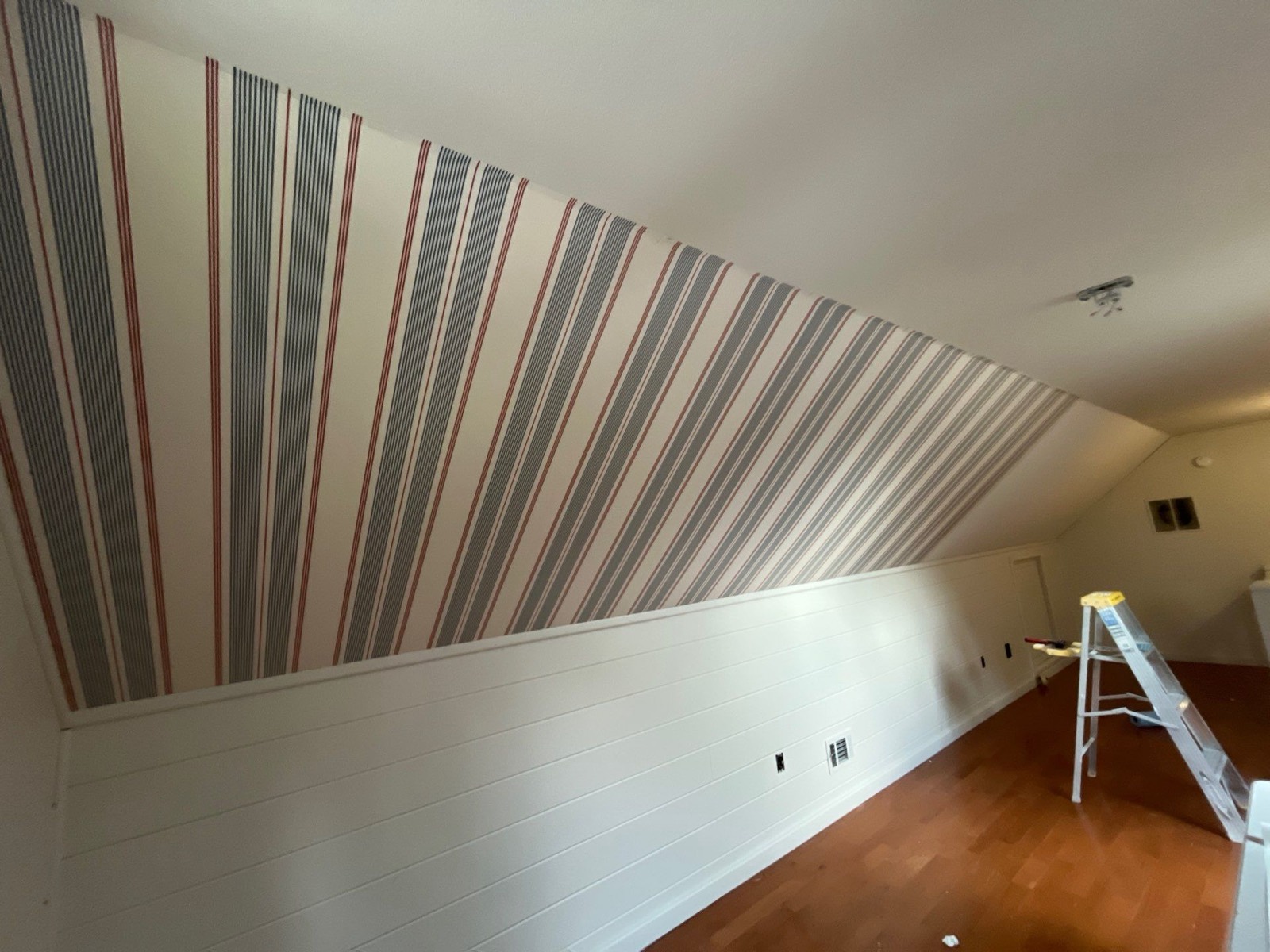 Whole-Cabin Interior Repaint in North Georgia: photo 11 of 21